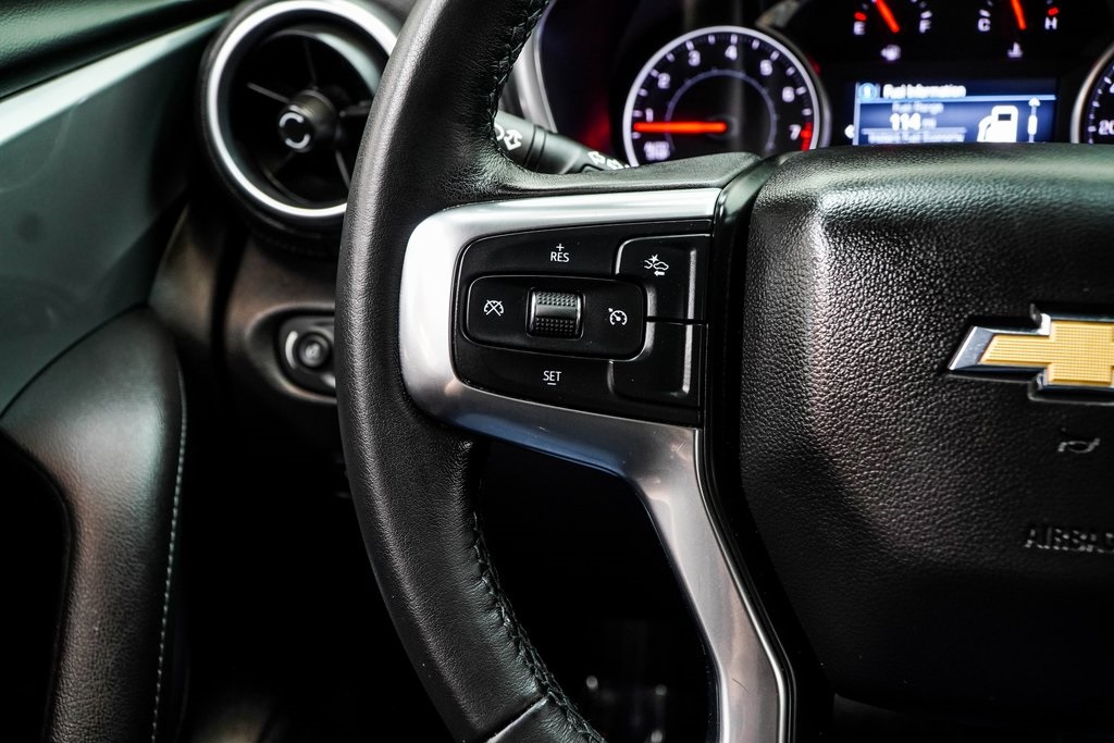 Vehicle image 20 of 48
