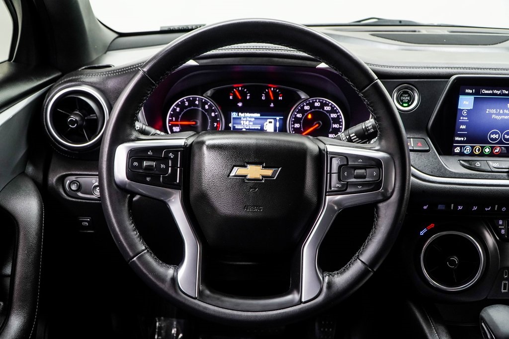 Vehicle image 19 of 48