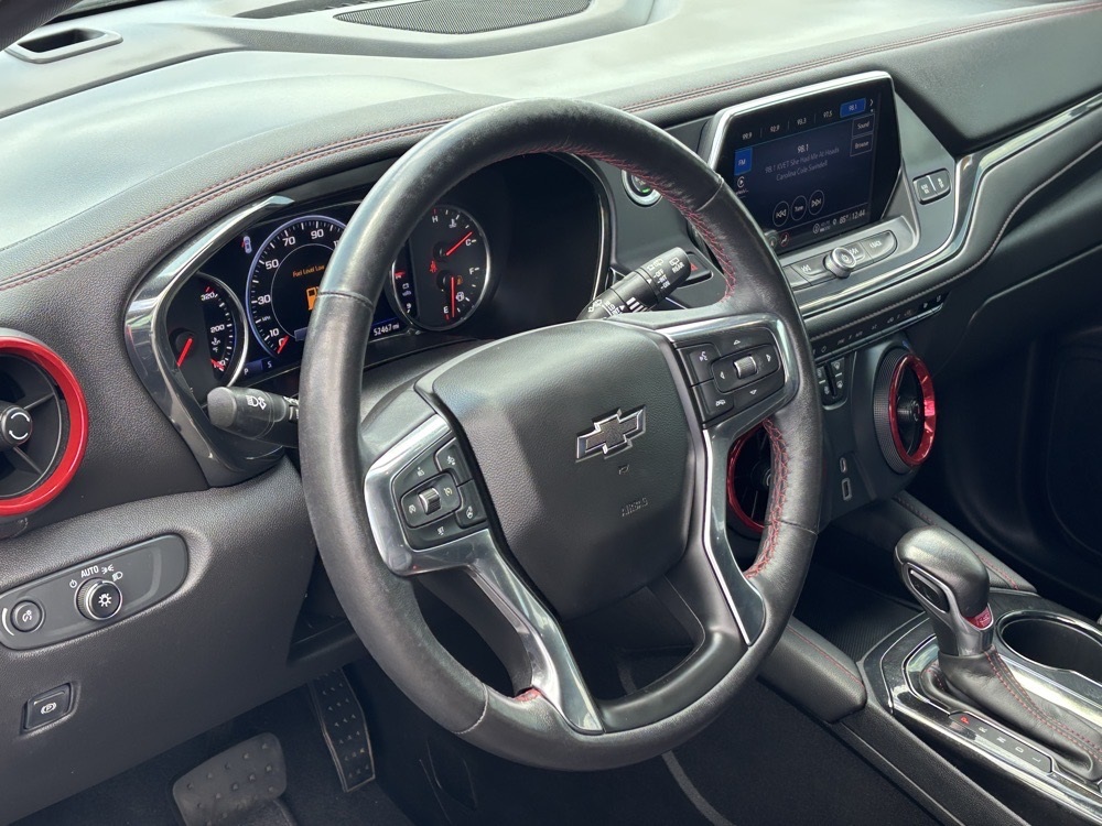 Vehicle image 9 of 34