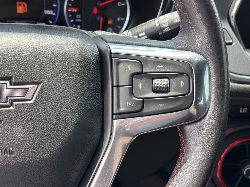 Vehicle image 16 of 34