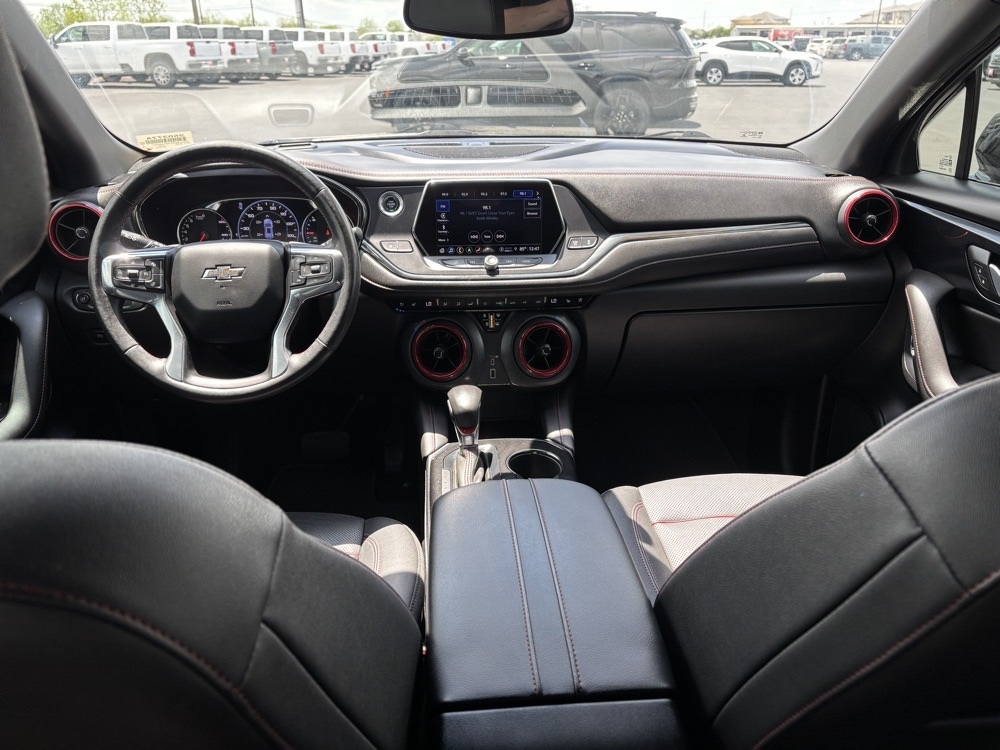 Vehicle image 29 of 34