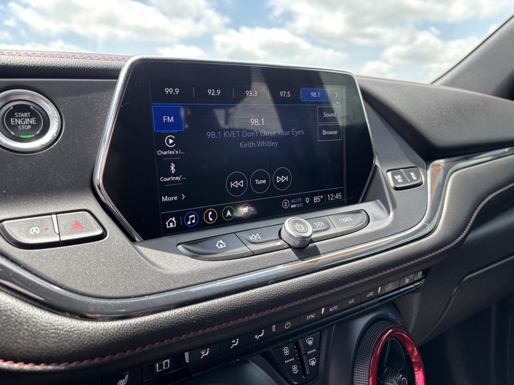 Vehicle image 20 of 34