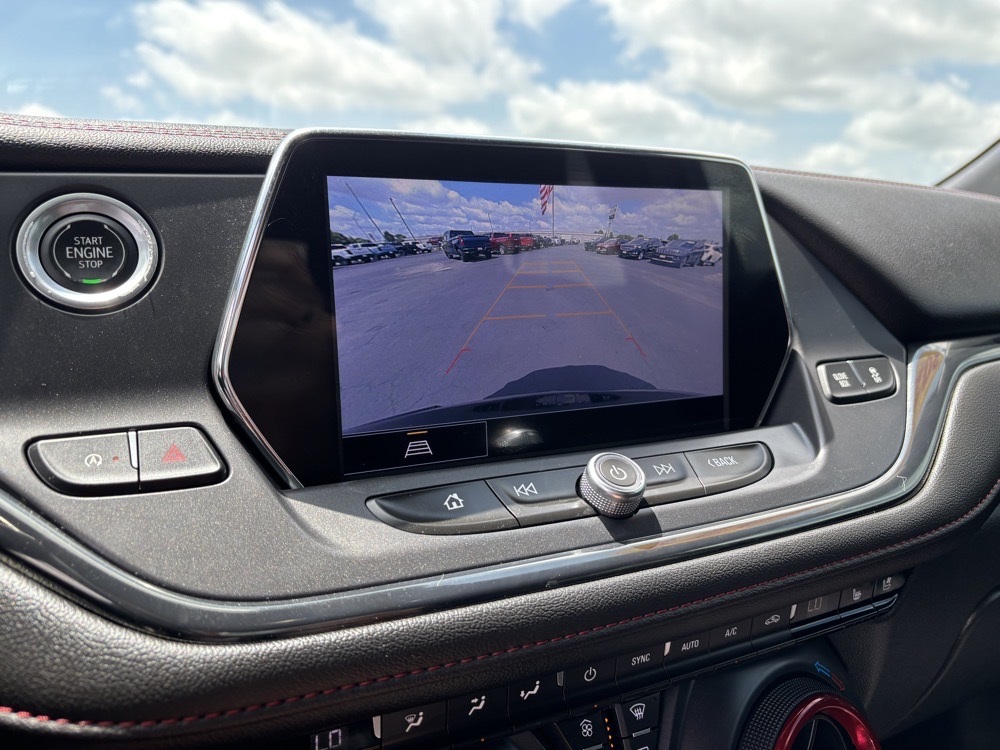 Vehicle image 21 of 34
