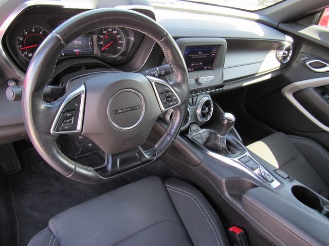 Vehicle image 22 of 40