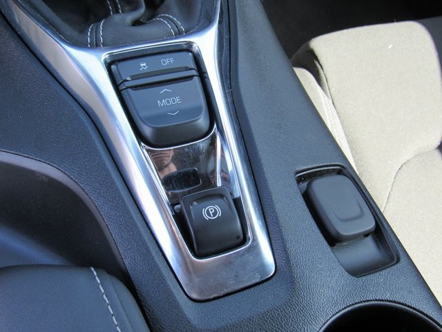 Vehicle image 27 of 40