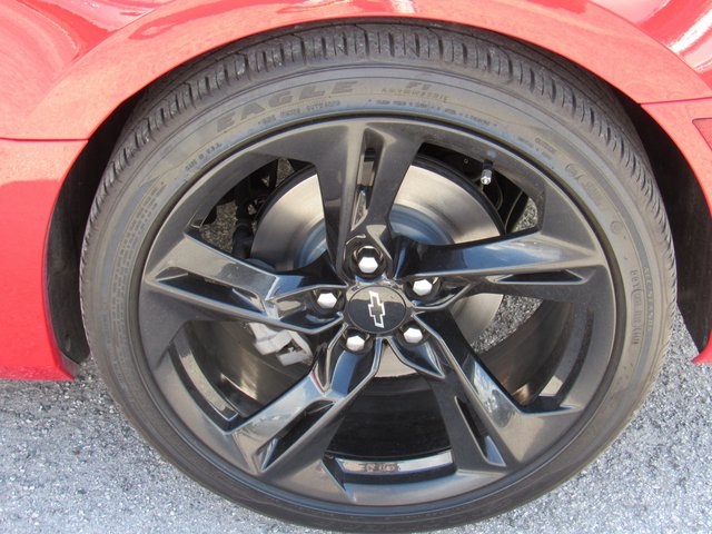 Vehicle image 18 of 40