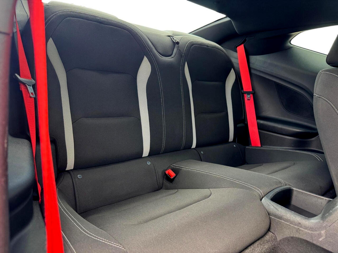 Vehicle image 26 of 27