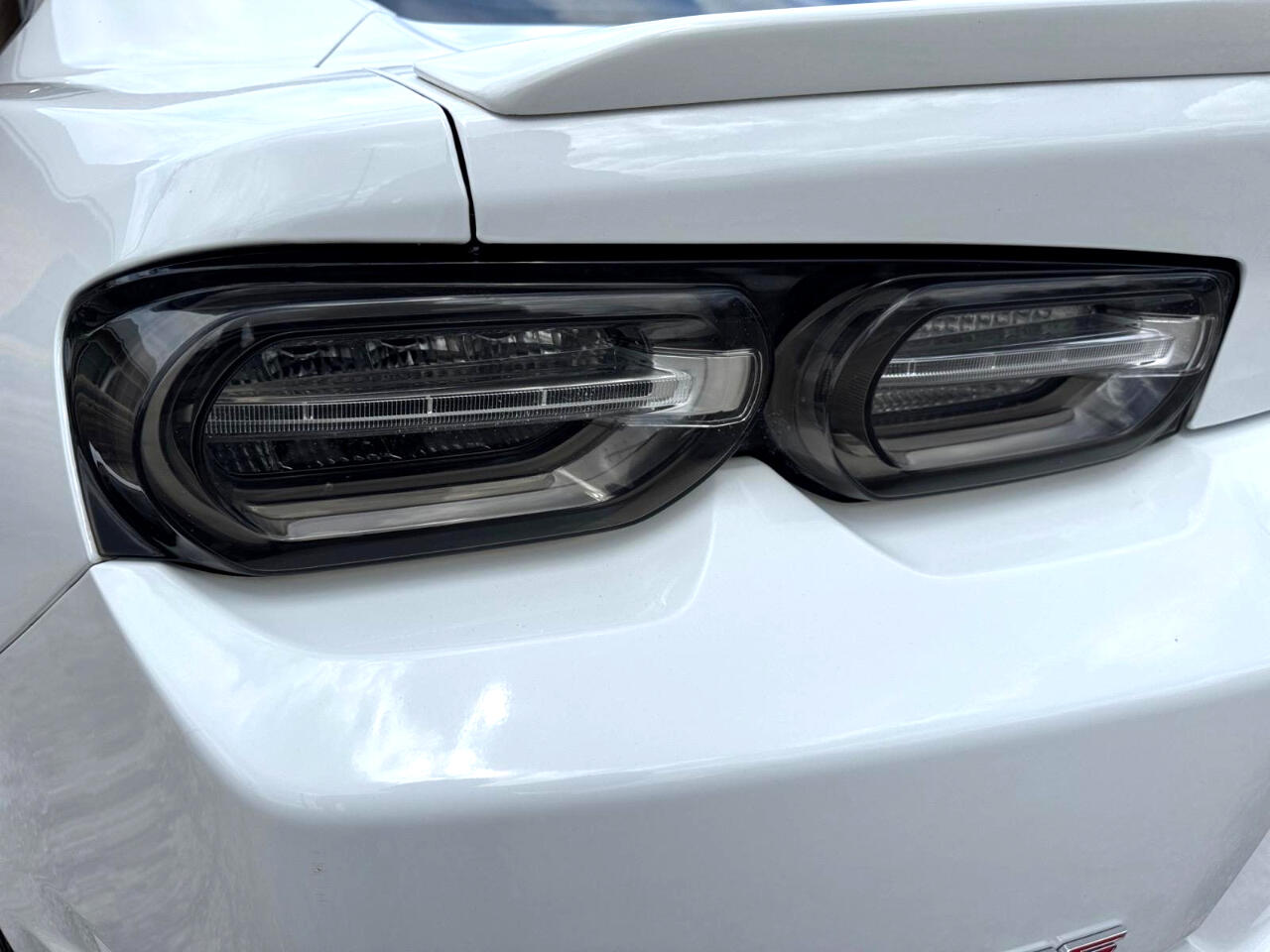 Vehicle image 12 of 27