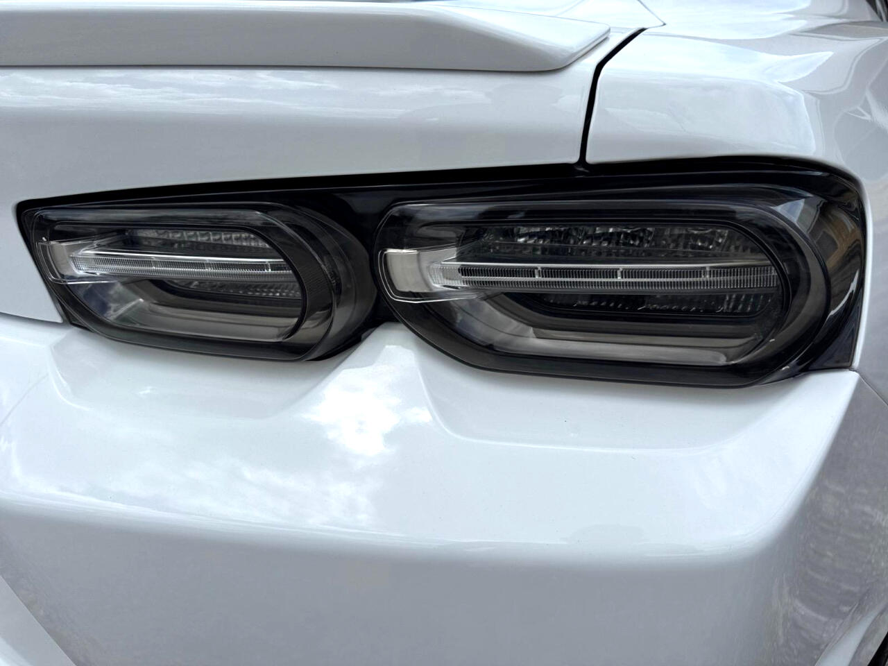 Vehicle image 13 of 27