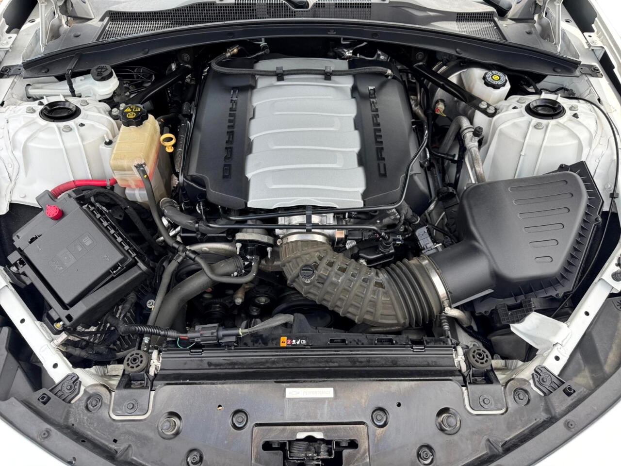Vehicle image 17 of 27