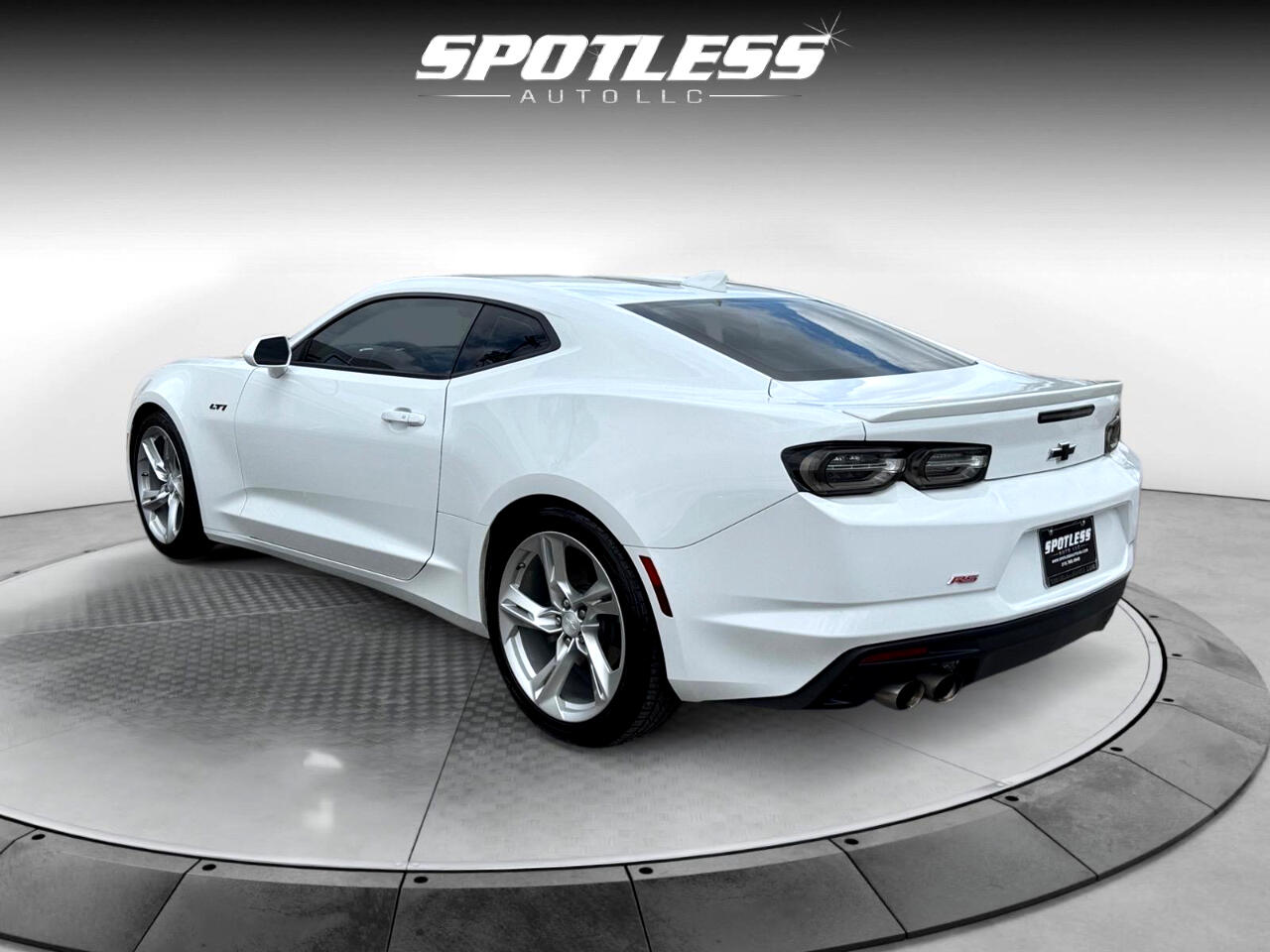 Vehicle image 9 of 27