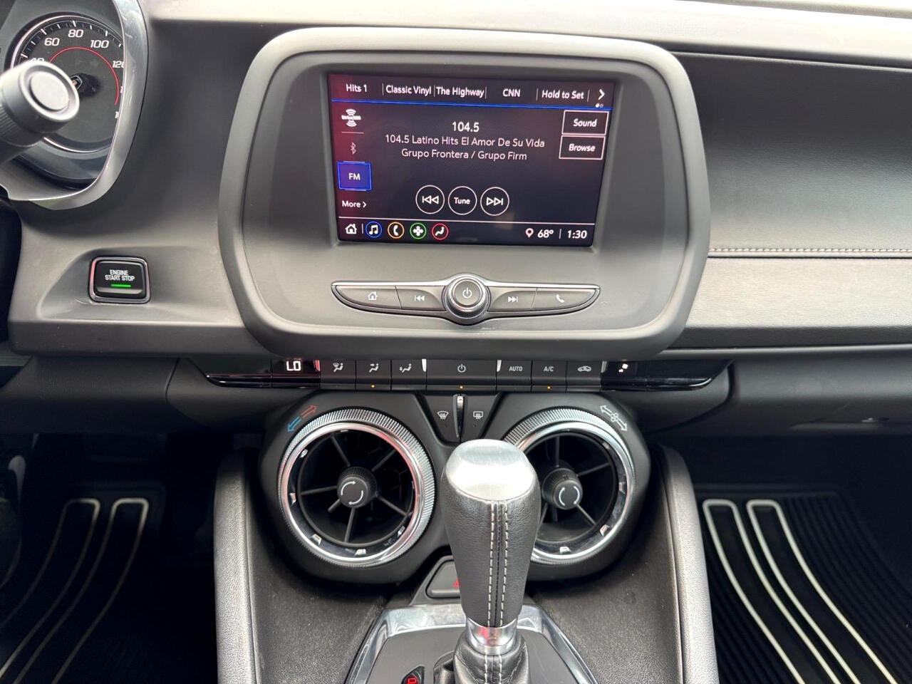 Vehicle image 21 of 27