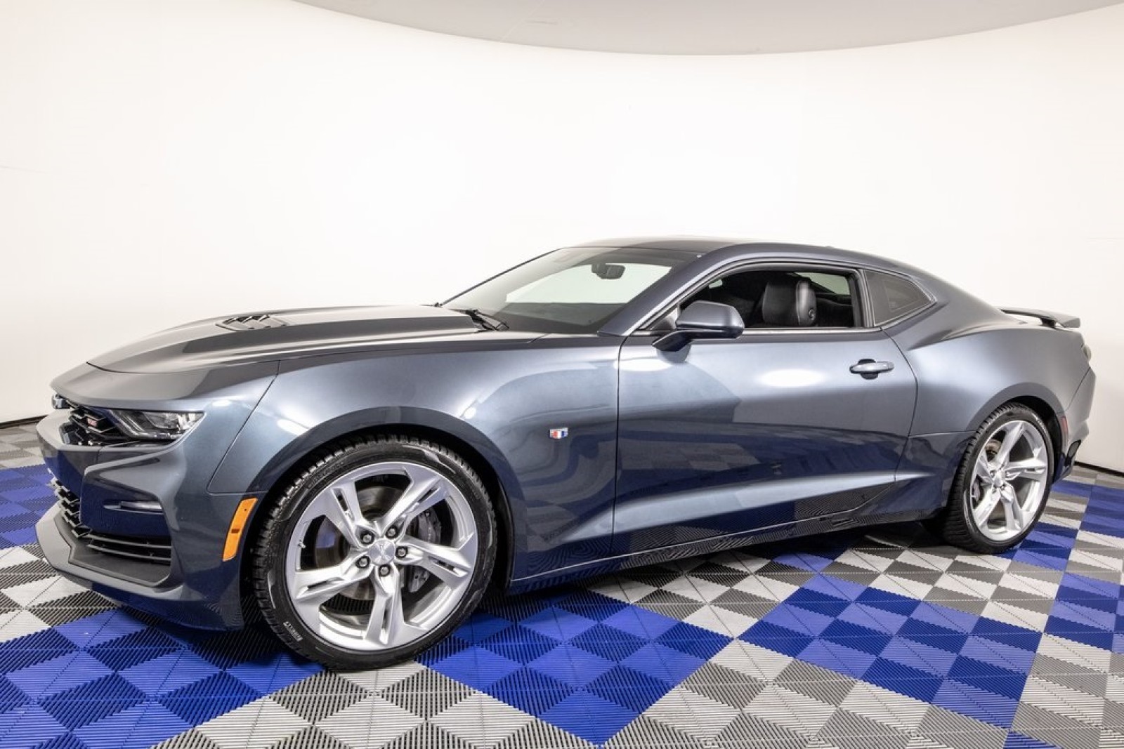 Vehicle image 1 of 25