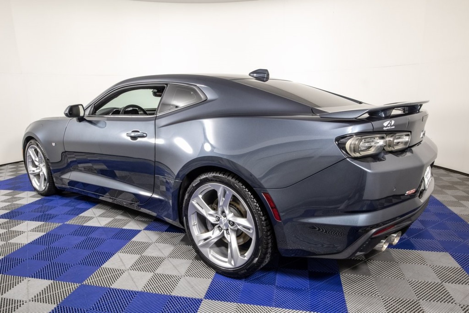 Vehicle image 5 of 25