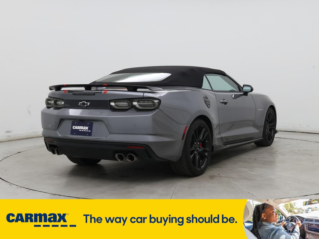 Vehicle image 5 of 28