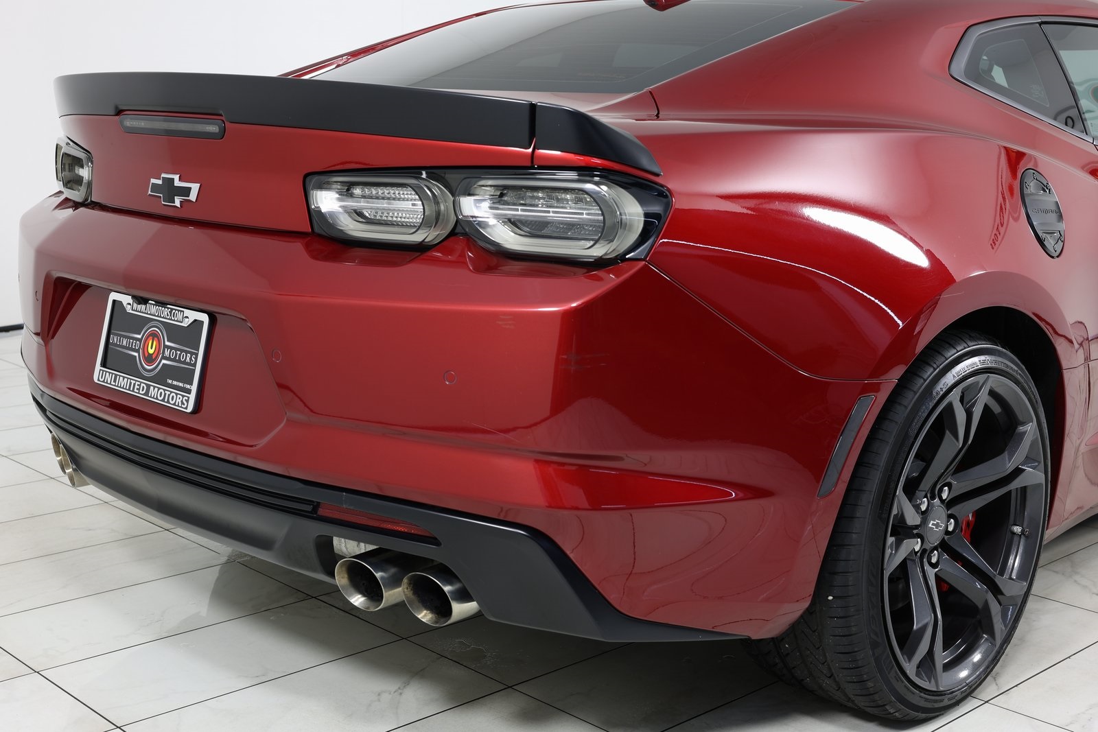 Vehicle image 10 of 49