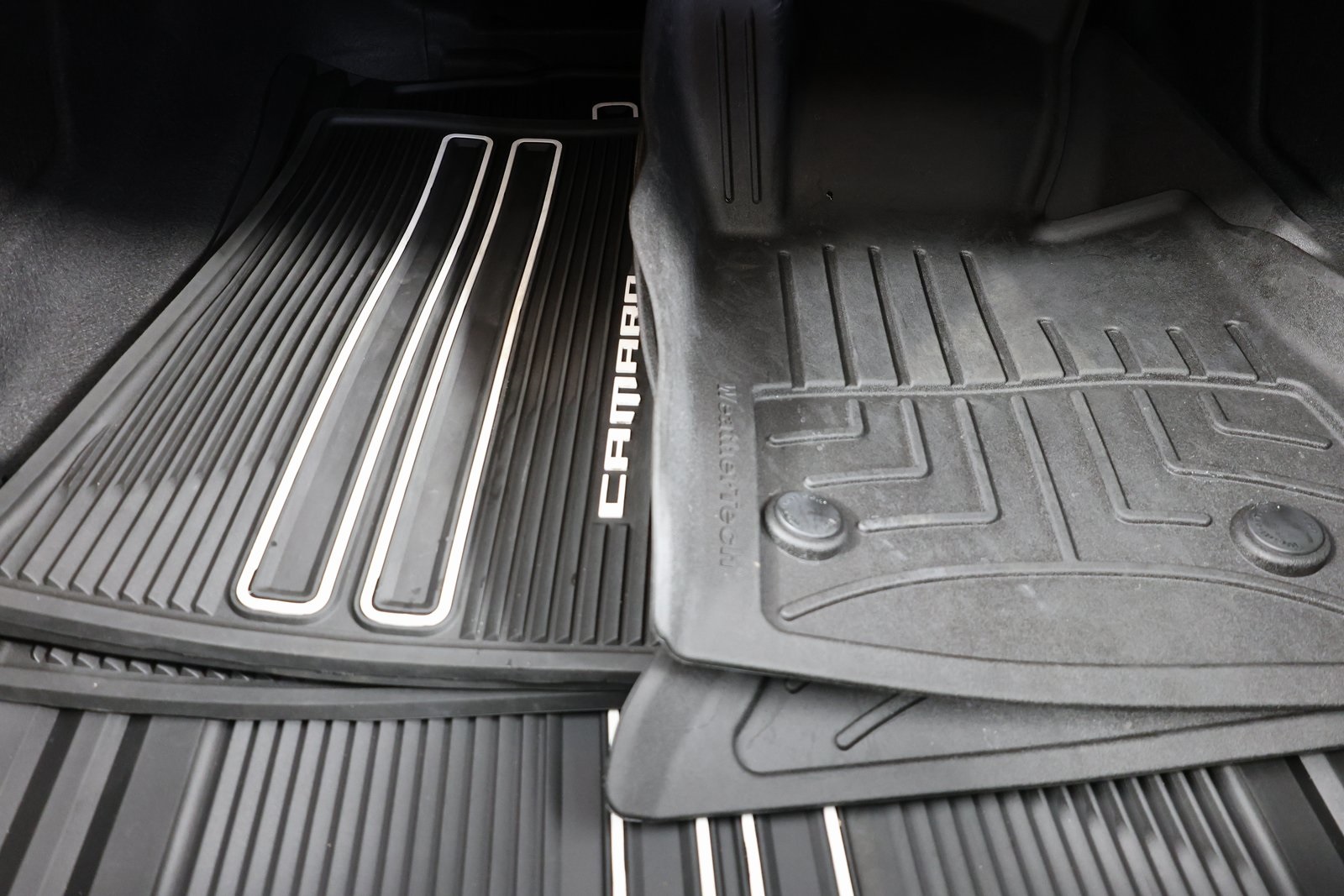 Vehicle image 19 of 49