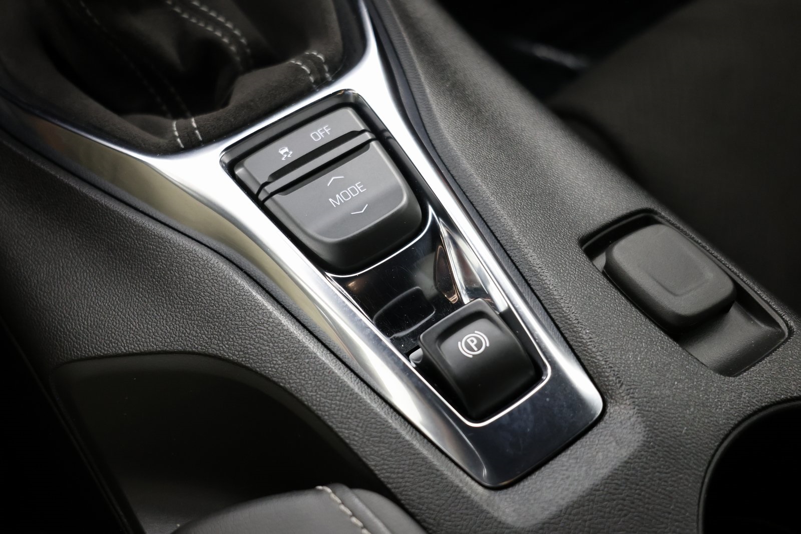 Vehicle image 35 of 49