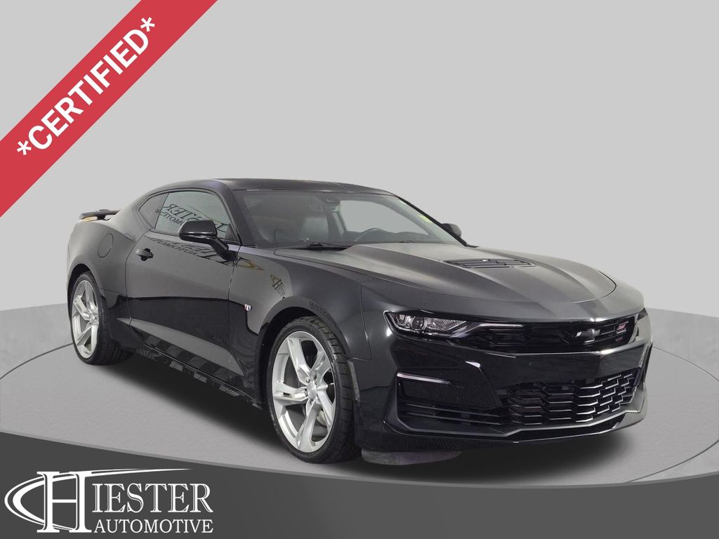 2021 Chevrolet Camaro 2SS Image 2 of 29