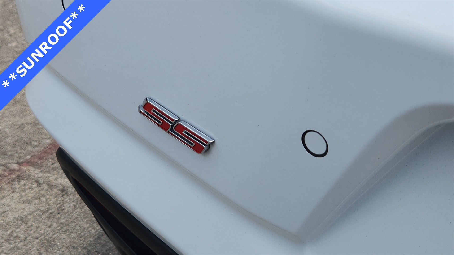 Vehicle image 25 of 35