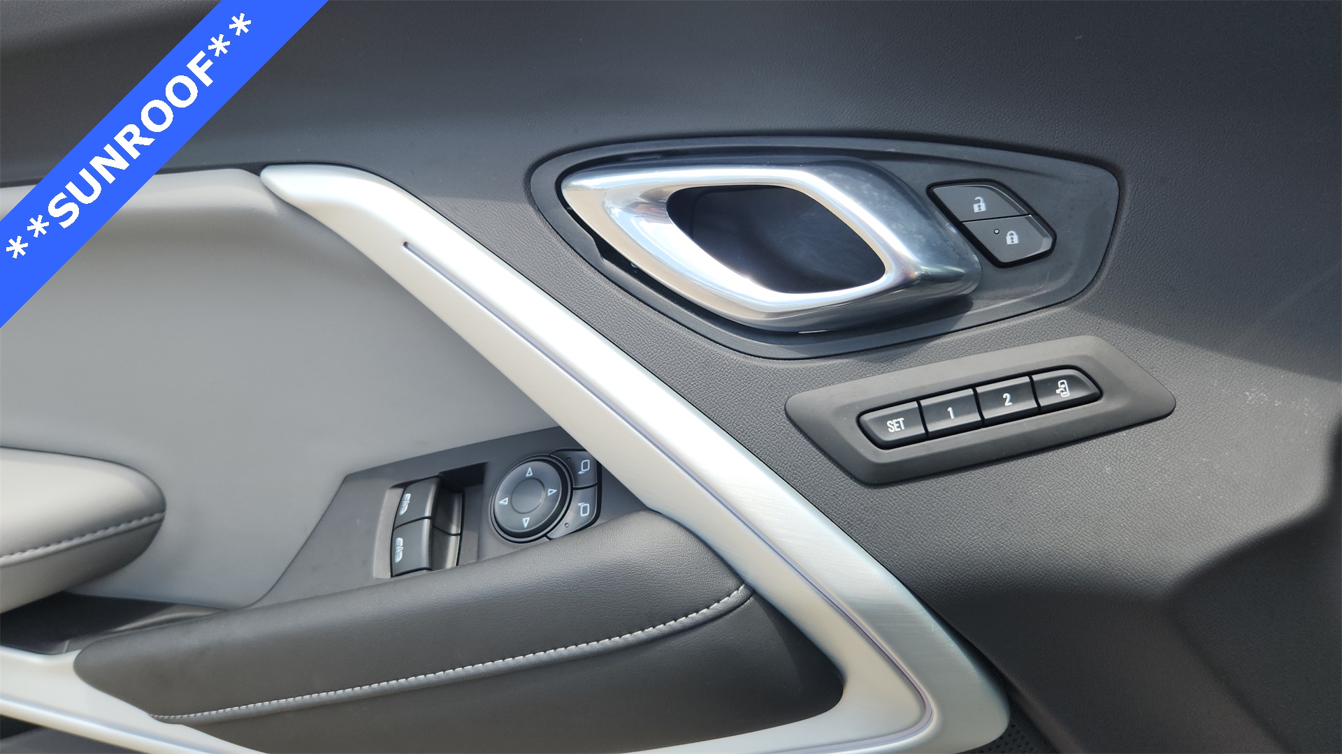 Vehicle image 34 of 35