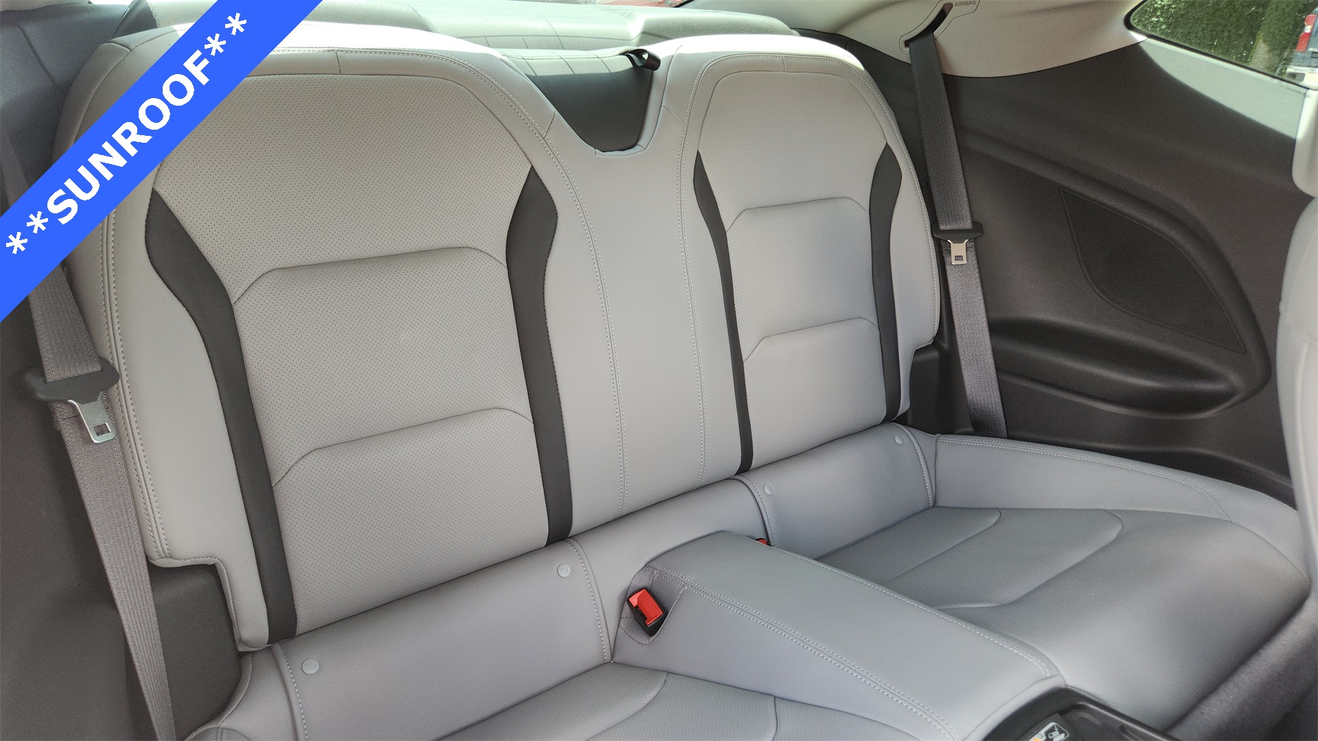 Vehicle image 11 of 35
