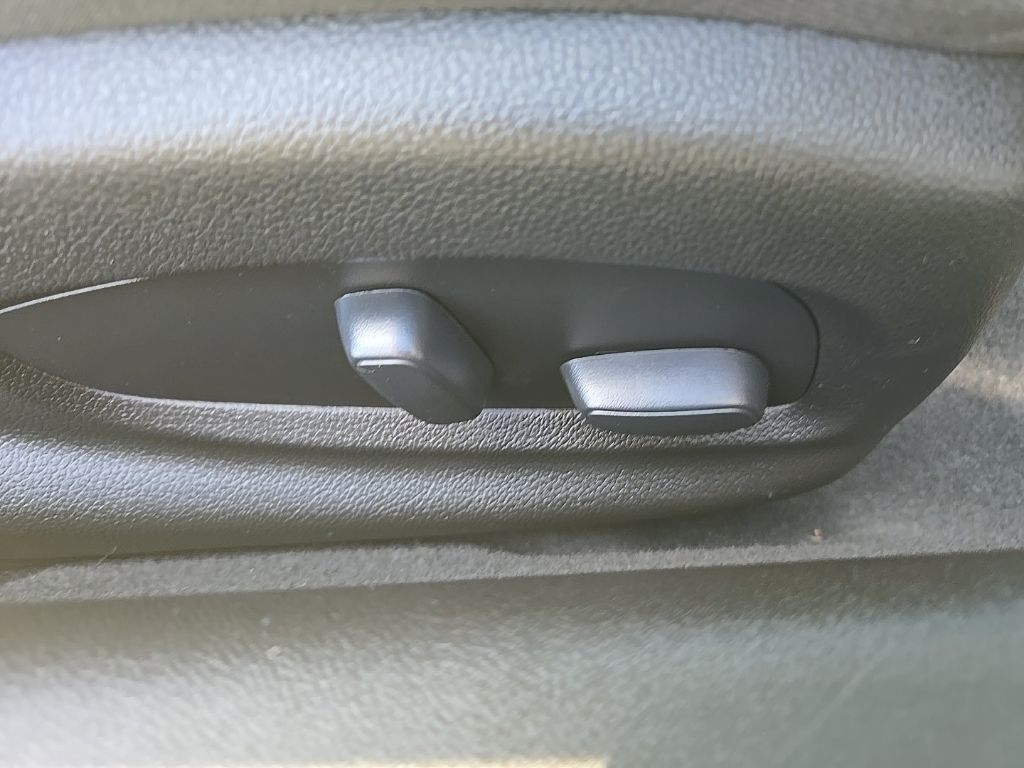 Vehicle image 45 of 53