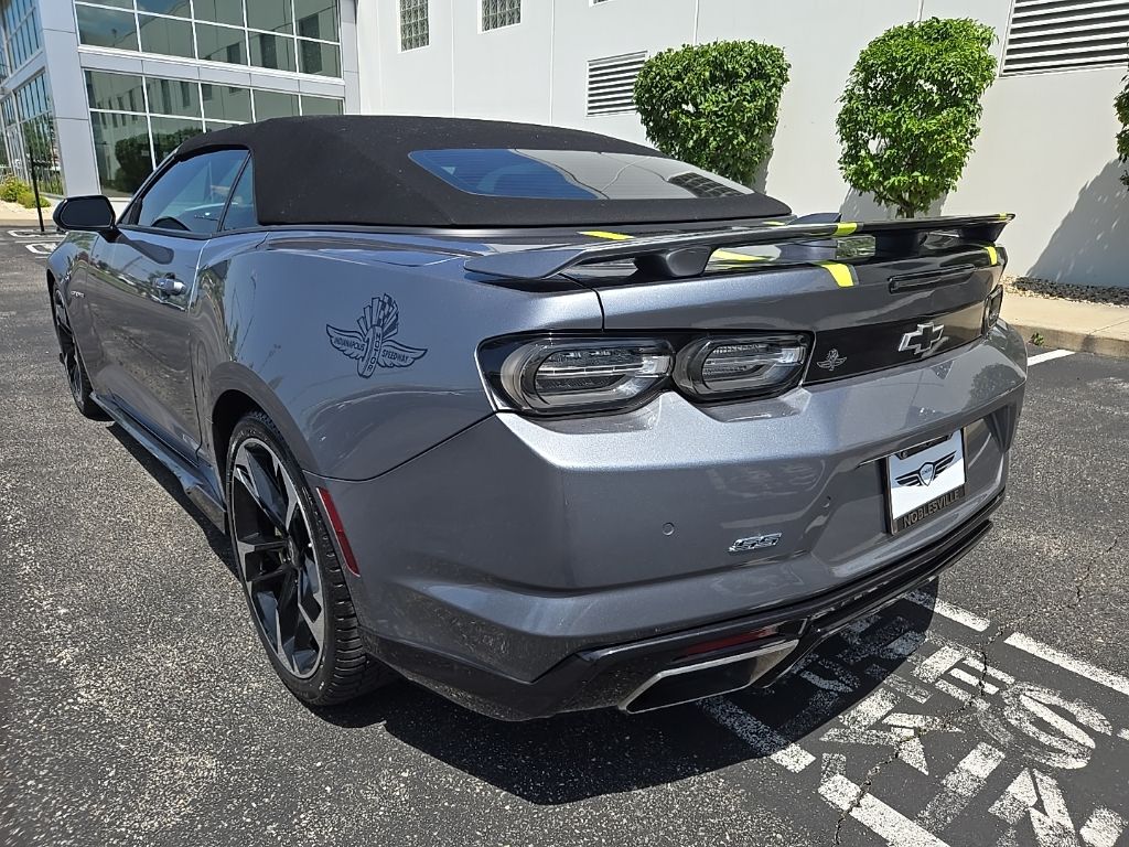 Vehicle image 8 of 53