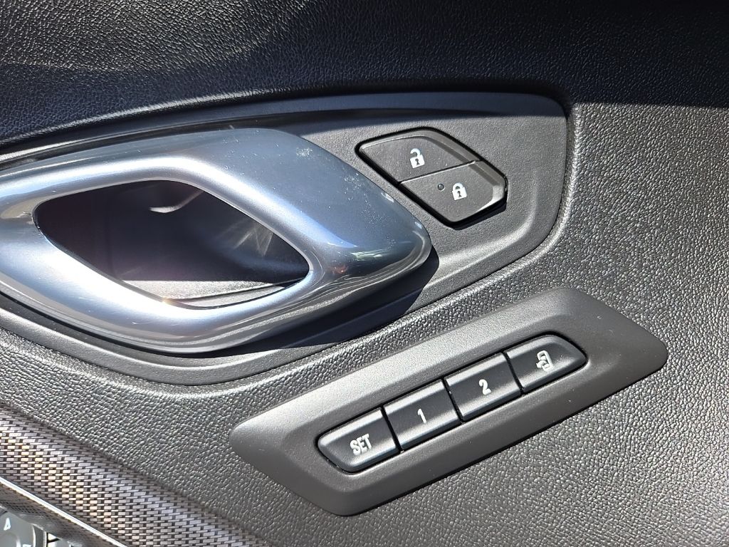 Vehicle image 35 of 53