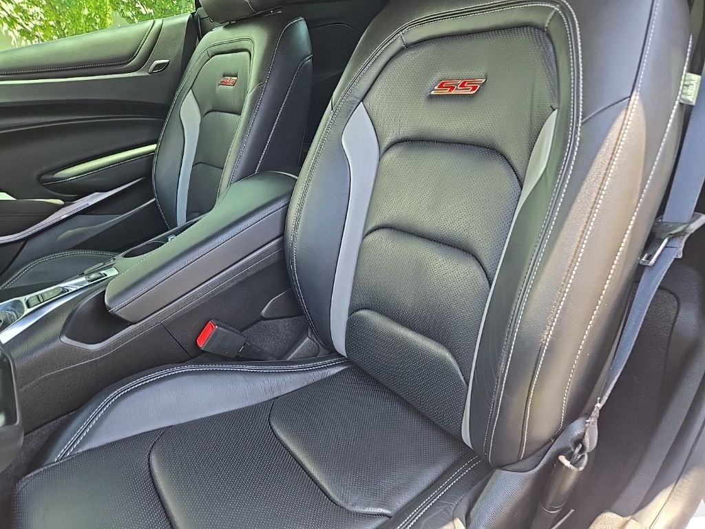 Vehicle image 14 of 53