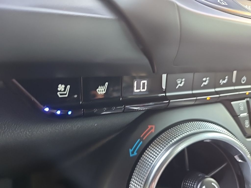 Vehicle image 22 of 53