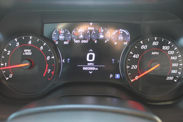Vehicle image 15 of 40