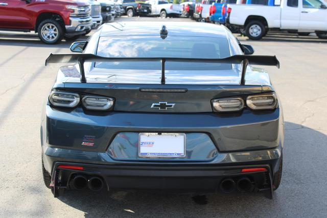 Vehicle image 5 of 40