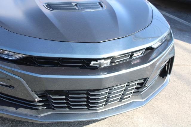 Vehicle image 7 of 40