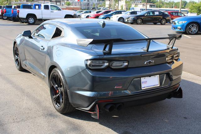 Vehicle image 6 of 40