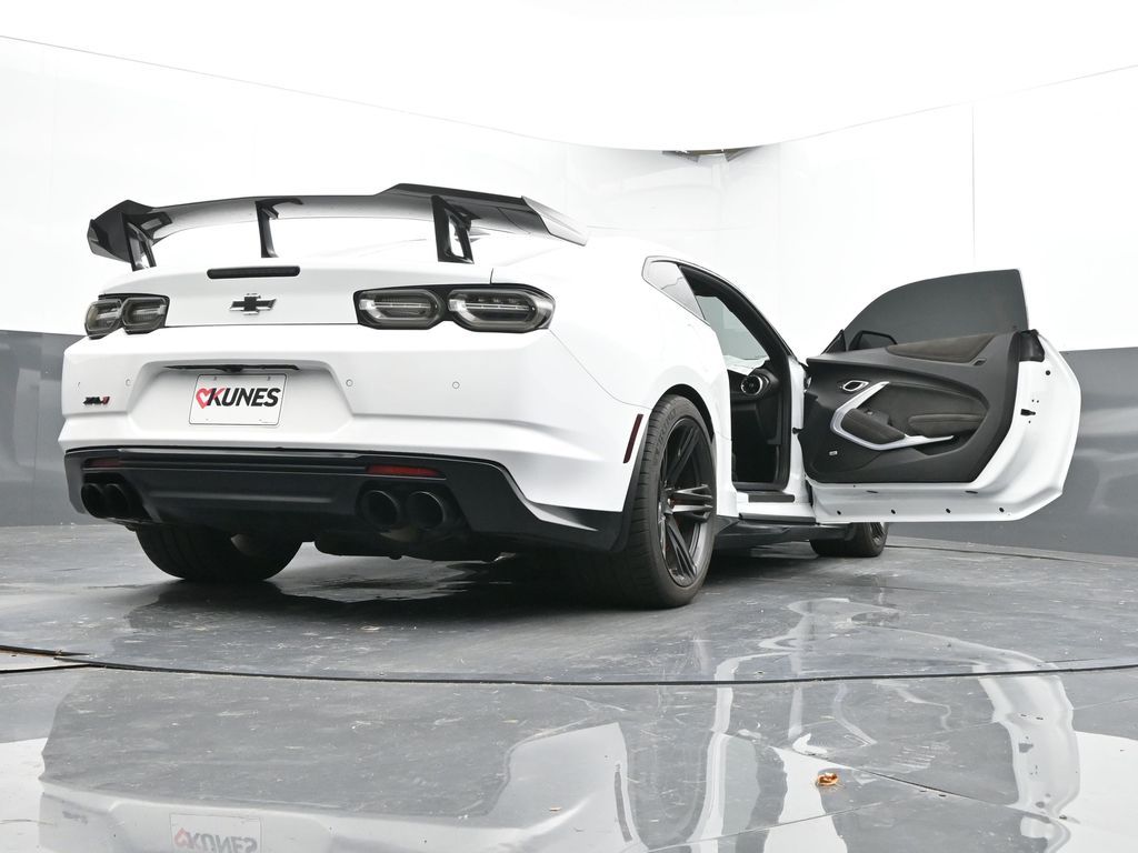 Vehicle image 24 of 69