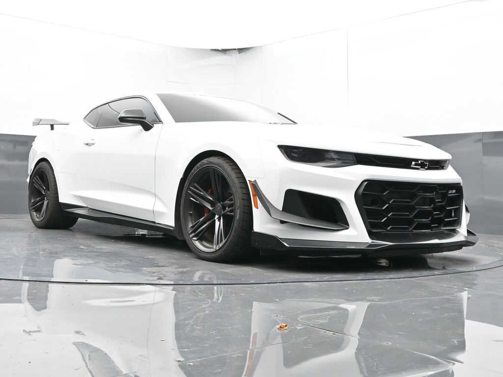 Vehicle image 13 of 69