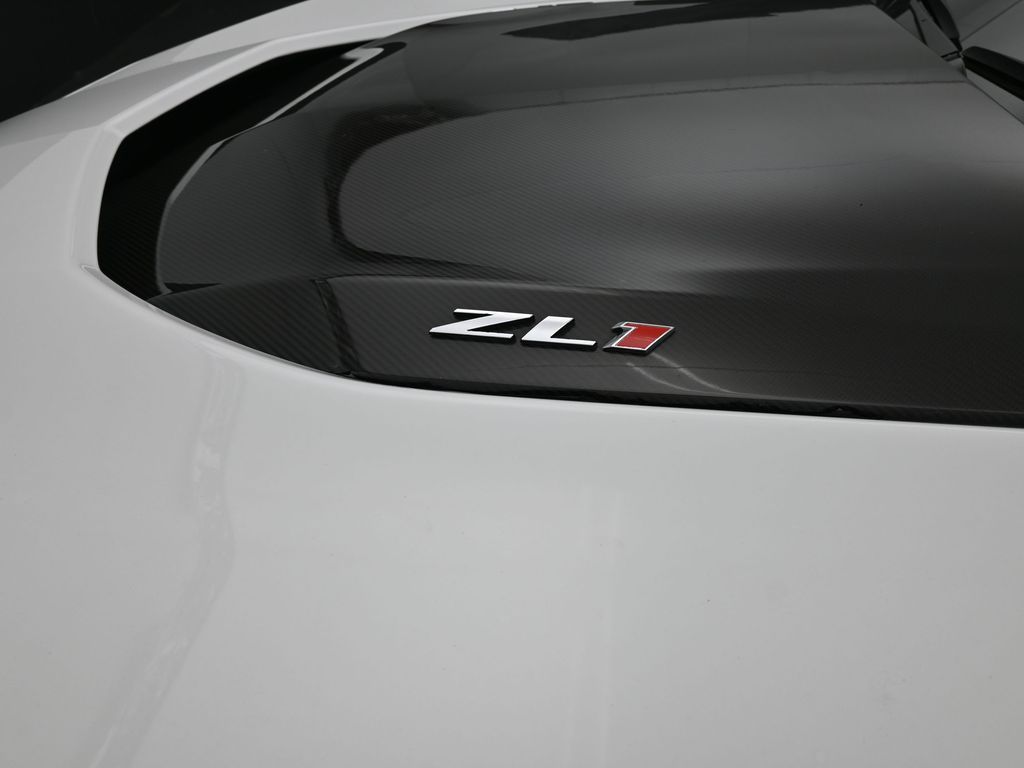 Vehicle image 61 of 69