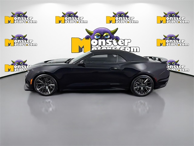 2021 Chevrolet Camaro ZL1 Image 9 of 28