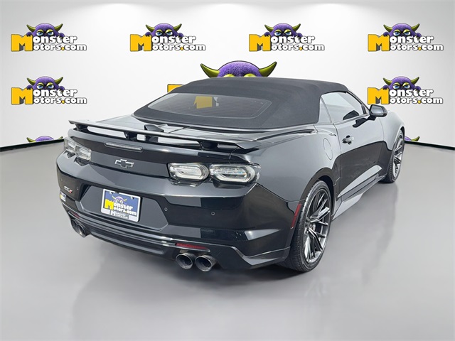2021 Chevrolet Camaro ZL1 Image 7 of 28