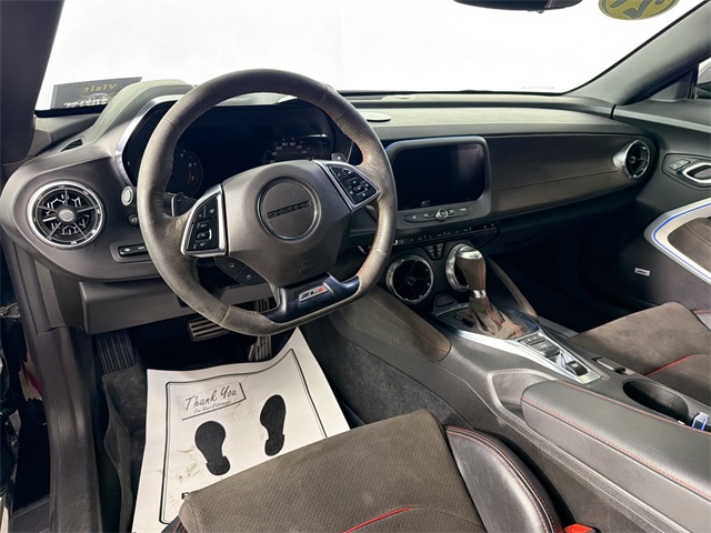 2021 Chevrolet Camaro ZL1 Image 18 of 28