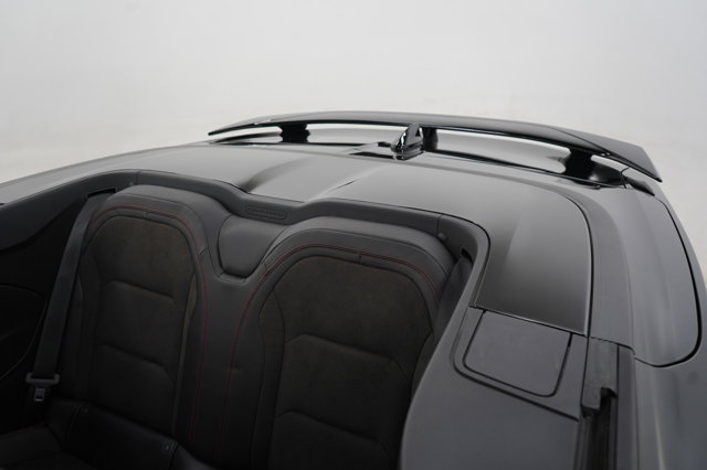 2021 Chevrolet Camaro ZL1 Image 16 of 35