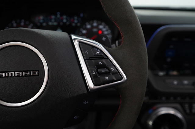2021 Chevrolet Camaro ZL1 Image 21 of 35