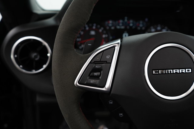 2021 Chevrolet Camaro ZL1 Image 20 of 35