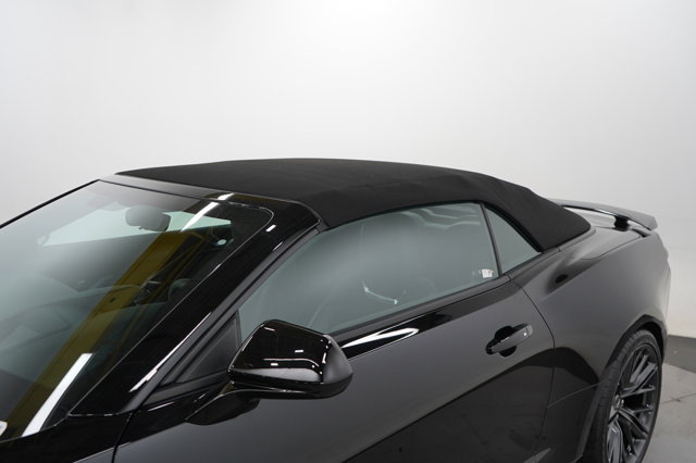 2021 Chevrolet Camaro ZL1 Image 32 of 35