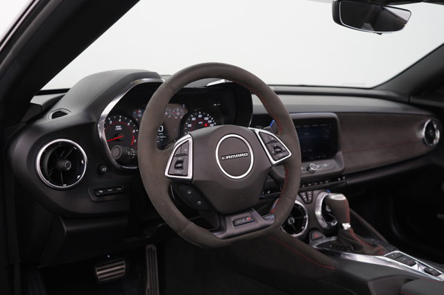 2021 Chevrolet Camaro ZL1 Image 17 of 35