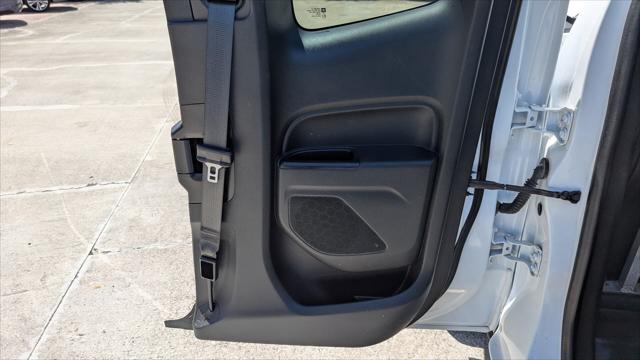 Vehicle image 20 of 29