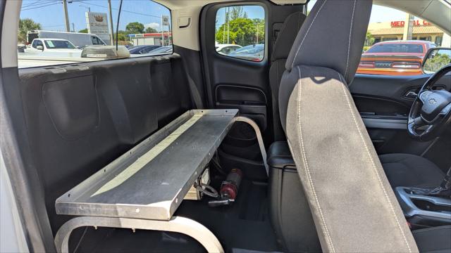 Vehicle image 22 of 29