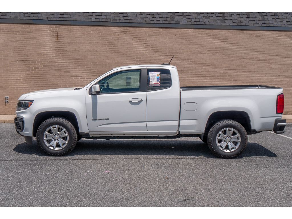 Vehicle image 2 of 29