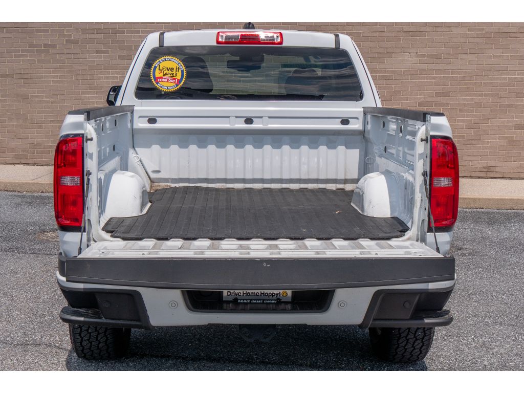 Vehicle image 28 of 29
